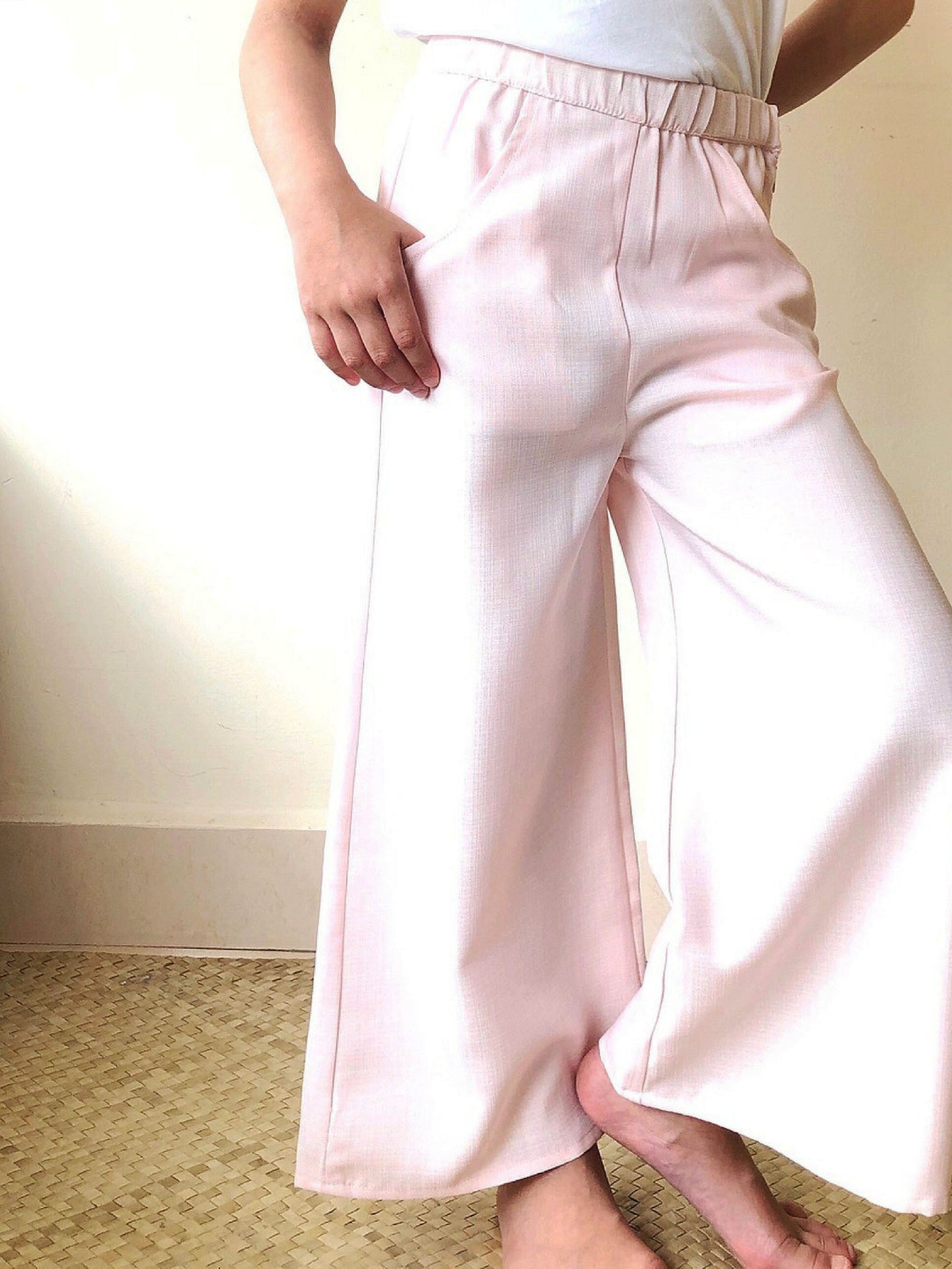 LOLA Wide-Leg Trousers in Off Pink