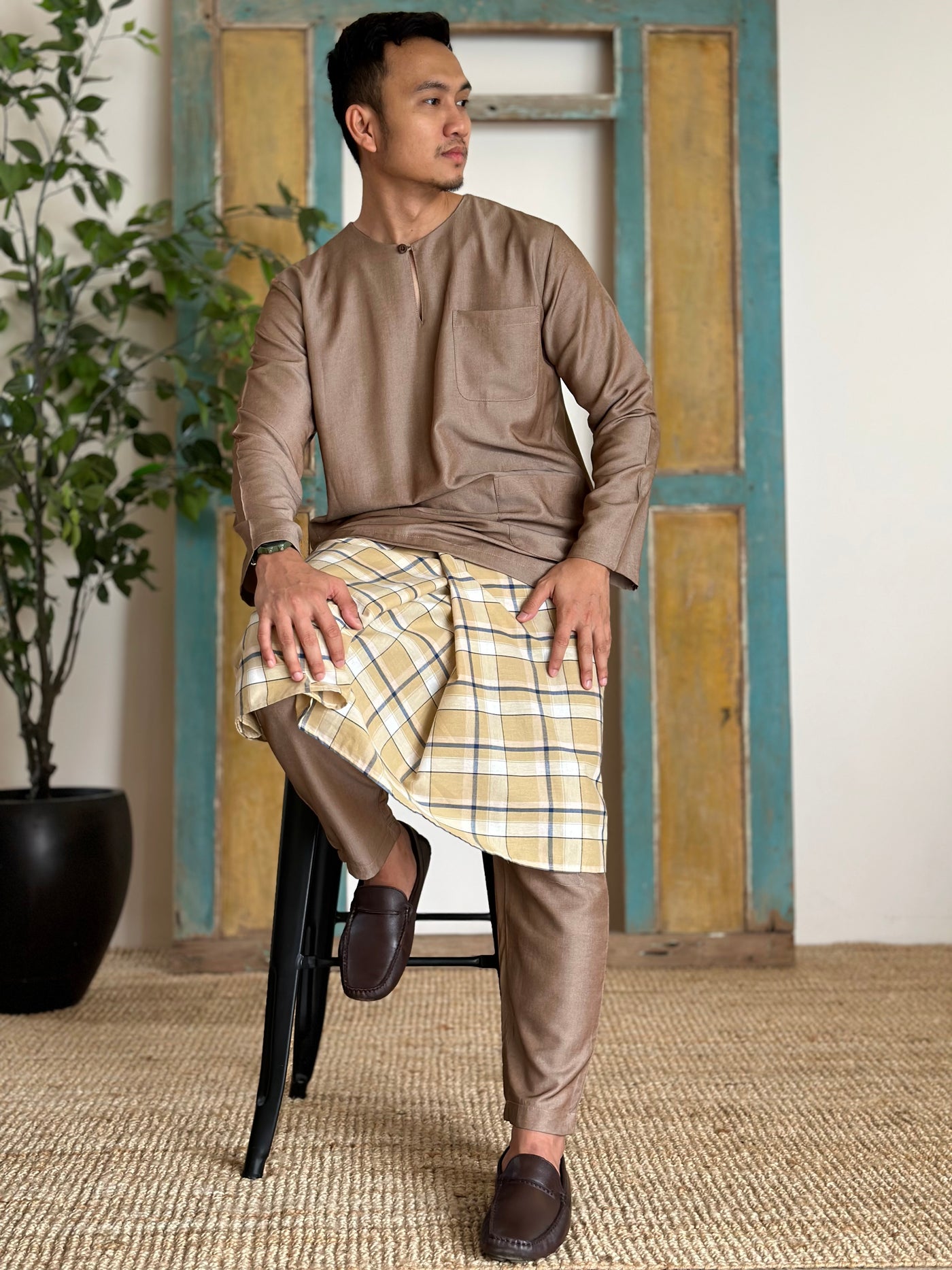 MALIK Teluk Belanga Baju Melayu Set in Taupe