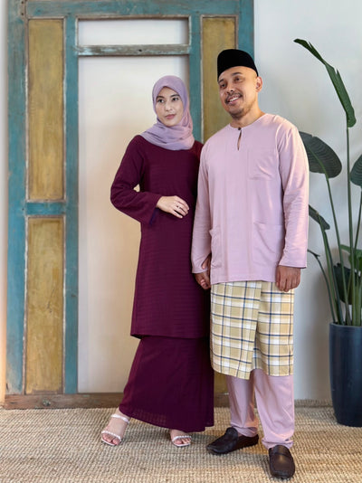 MALIK Teluk Belanga Baju Melayu Set in Dusty Lilac