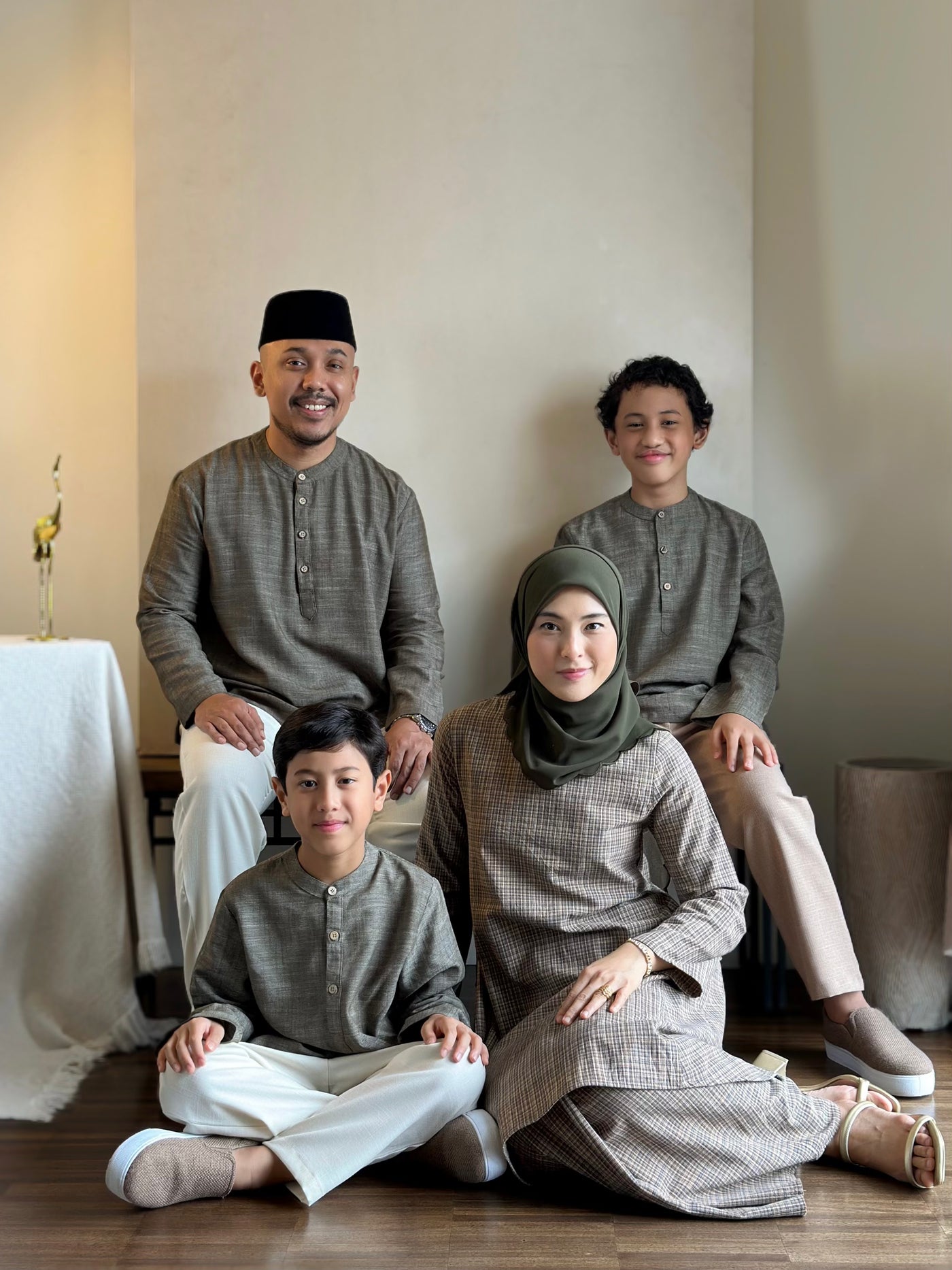 CEMPAKA Kurung Pahang Set in Tartan Checks