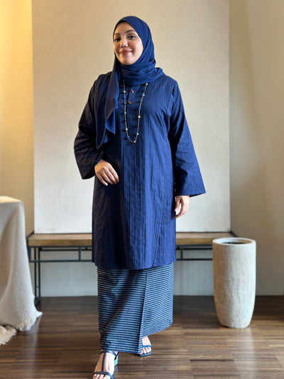 DAYANG Riau Kurung Set in Navy