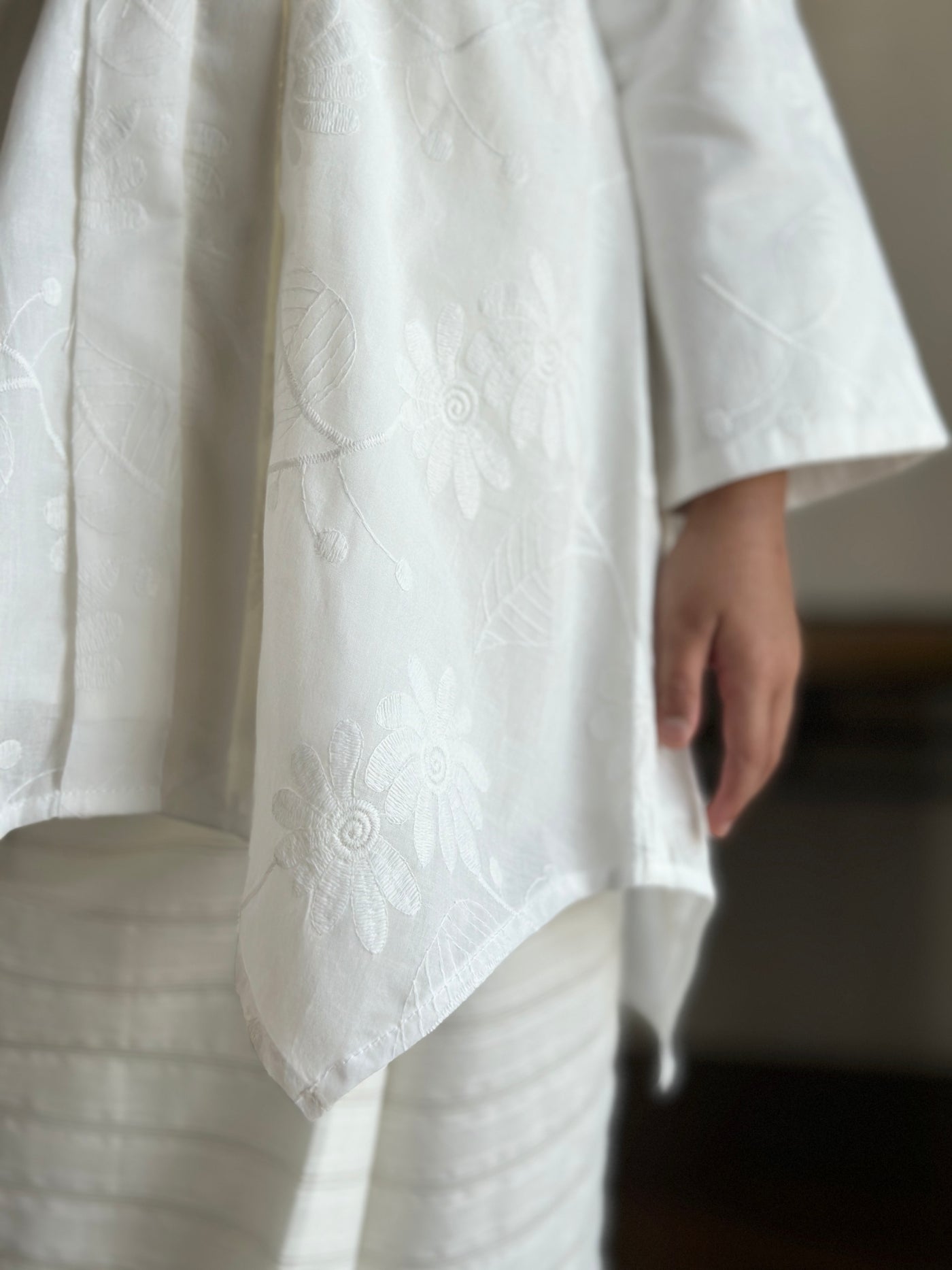 RATNA Kebaya Set in White Embroidery