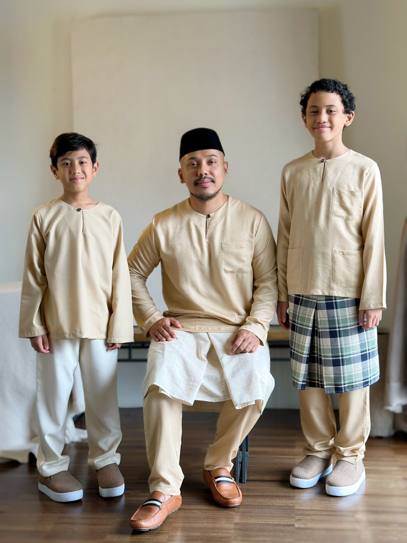 MALIK Teluk Belanga Baju Melayu Set in Buttermilk