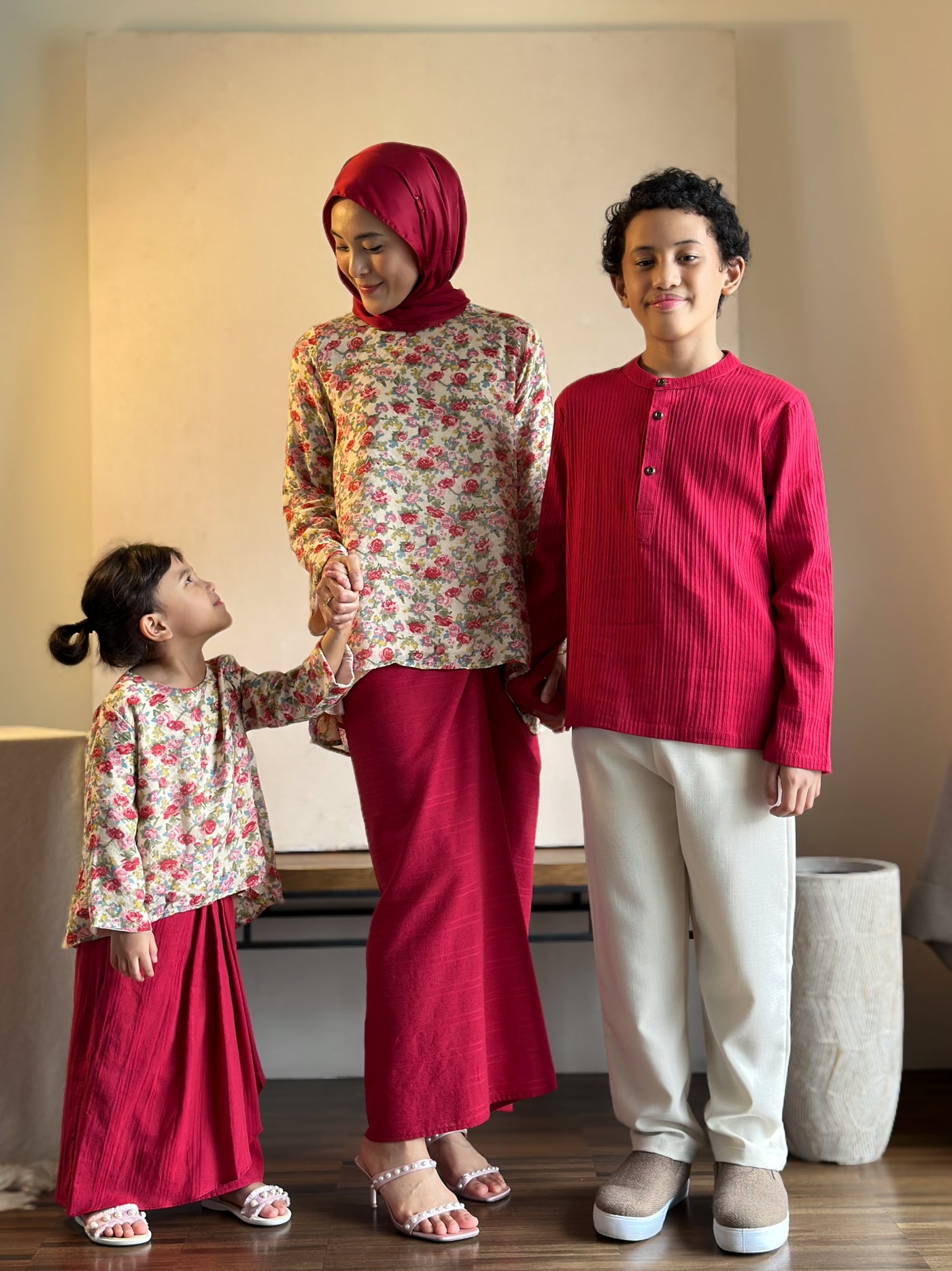 CENDANA Short Kurung Set in Red Rose